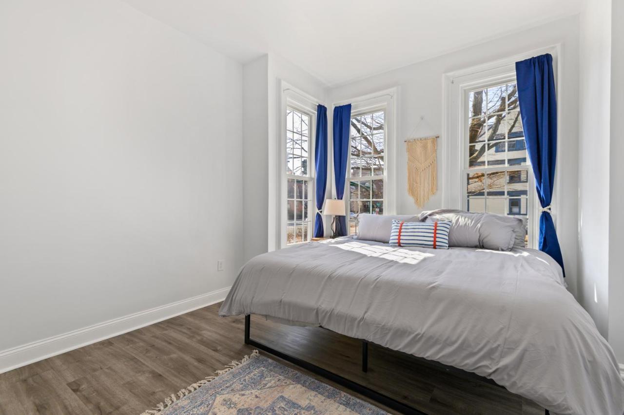 Casa Soleada In East Rock Near Dt And Yale Som With Free Parking And King Bed Lejlighed New Haven Eksteriør billede
